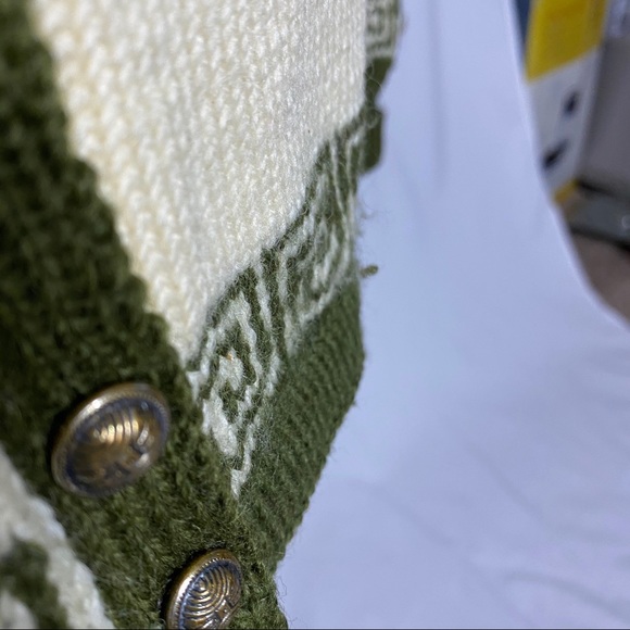 VTG Handmade Wool Knit Nordic Fair Isle Cardigan - Picture 14 of 14